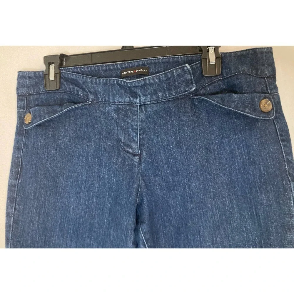 New York & Company Denim Jeans Women's Size 8 Dark Wash Flared Leg Button Detail - Picture 4 of 11